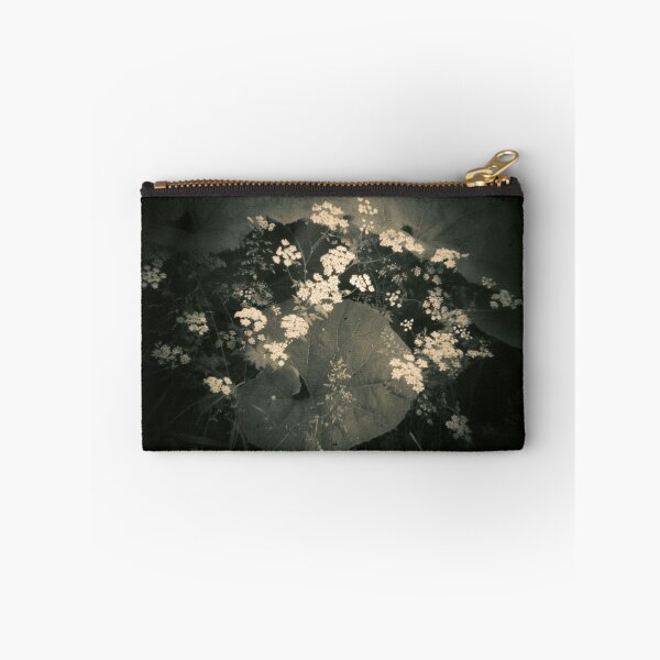 Item preview, 2015 Farfaccio Bianco con Cerfoglio dei Prati designed and sold by robertoferrero.