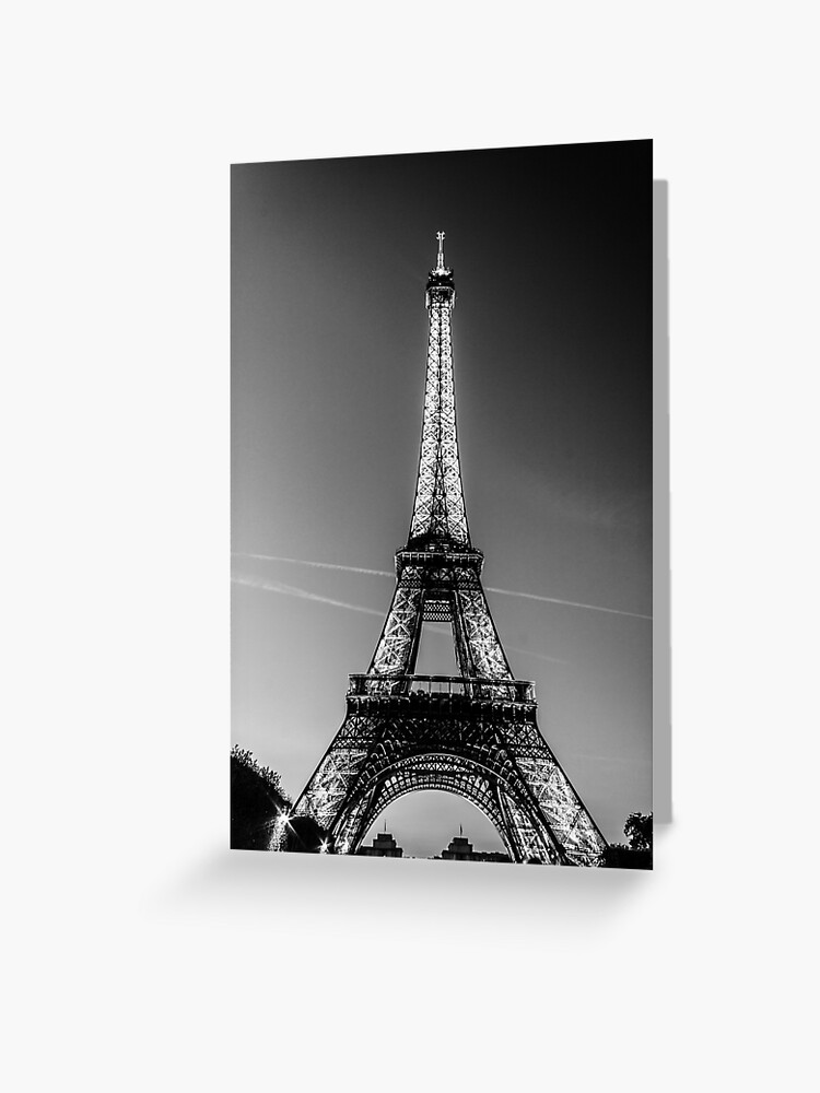 Carte De Vœux Tour Eiffel Et Coucher De Soleil Noir Et Blanc Par Mathieulongvert Redbubble