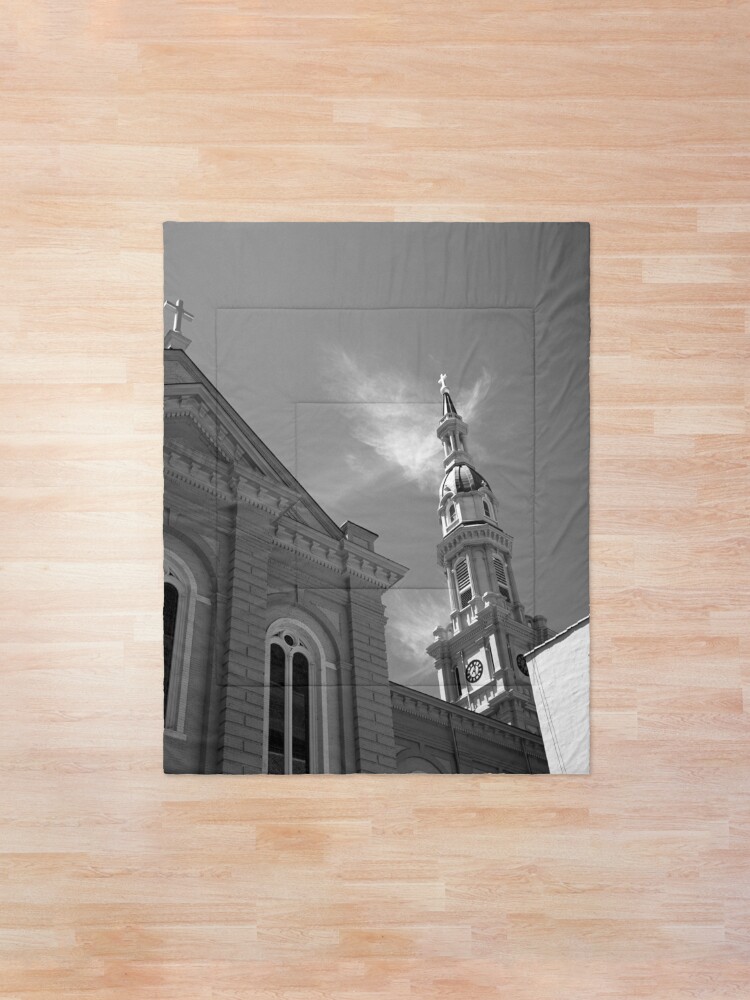 Alternate view of Cathedral of the Blessed Sacrament (Sacramento, California) Comforter