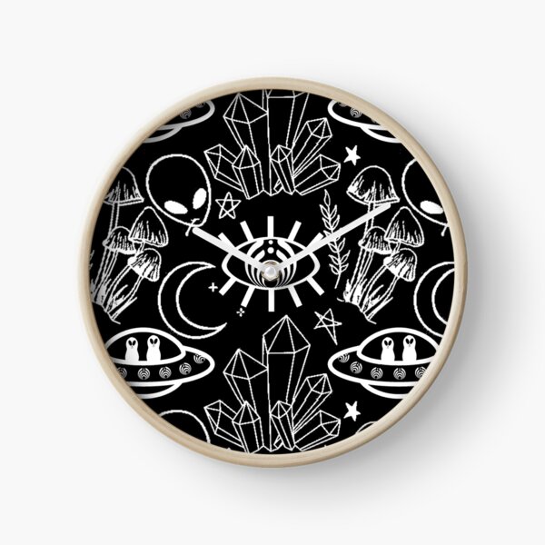 Basshead Pattern Clock