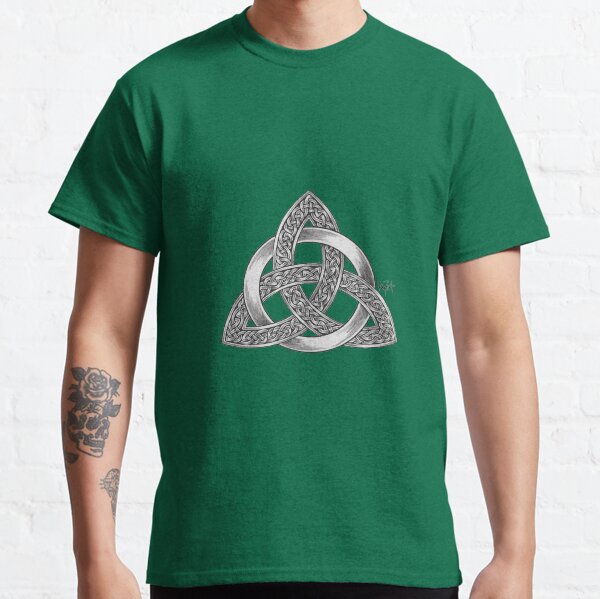 Celtic knotwork triquetra Classic T-Shirt