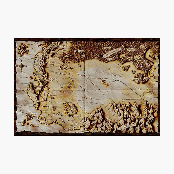Aperçu de l'œuvre Ancienne carte pliée de l'Alagaësia (avec fond) créée et vendue par locokimo.