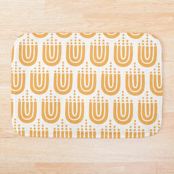 Minimal Yellow Pattern Design Bath Mat