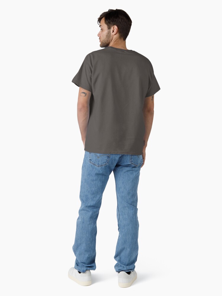 Aperçu 5 sur 7. T-shirt classique avec l'œuvre Cheval Alter Real, dessin cheval bai, cheval ibérique, races de chevaux du Portugal créée et vendue par WebEquitation.