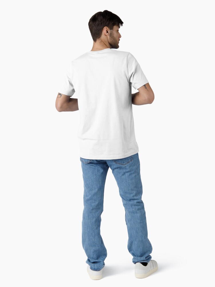Aperçu 5 sur 7. T-shirt essentiel avec l'œuvre Chat tigré et chat noir enjoués créée et vendue par SaradaBoru.